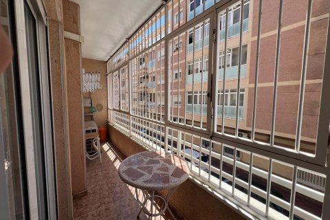 Appartamento in vendita a Torrevieja, Alicante, Spagna 2 camere da letto, 65 mq. N° 195180 - foto 9