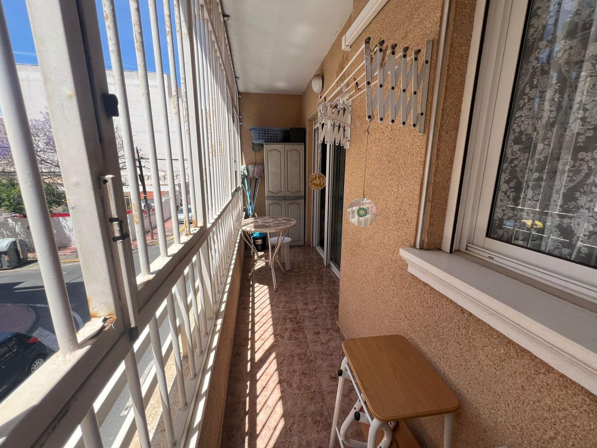 Квартира в Торревьеха, Аликанте, Испания 2 спальни, 65м2 №195180