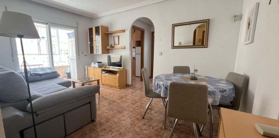 Appartamento a Torrevieja, Alicante, Spagna 2 camere da letto, 65 mq. N° 195180
