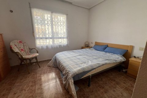 Appartamento in vendita a Torrevieja, Alicante, Spagna 2 camere da letto, 65 mq. N° 195180 - foto 17