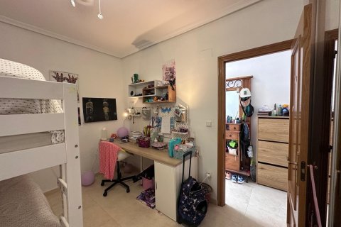 Apartment for sale in Guardamar del Segura, Alicante, Spain 2 bedrooms, 75 sq.m. No. 195179 - photo 16