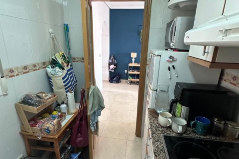 Apartment for sale in Guardamar del Segura, Alicante, Spain 2 bedrooms, 75 sq.m. No. 195179 - photo 20