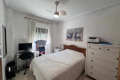 Apartment for sale in Guardamar del Segura, Alicante, Spain 2 bedrooms, 75 sq.m. No. 195179 - photo 10