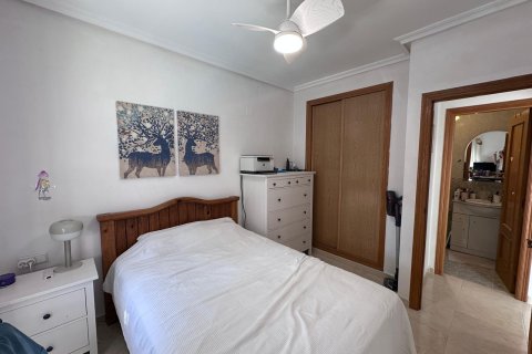 Apartment for sale in Guardamar del Segura, Alicante, Spain 2 bedrooms, 75 sq.m. No. 195179 - photo 12