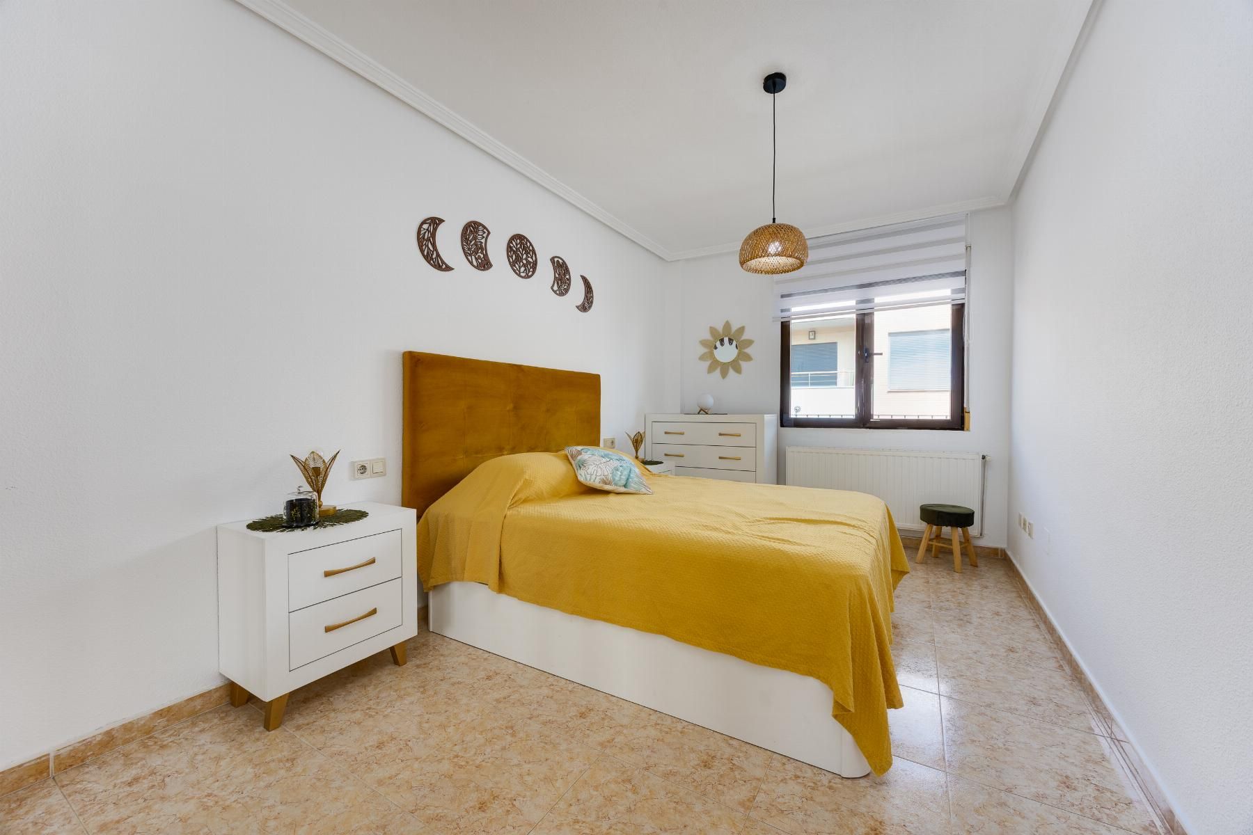 Apartment in San Miguel de Salinas, Alicante, Spain 112 sq.m. No. 195175