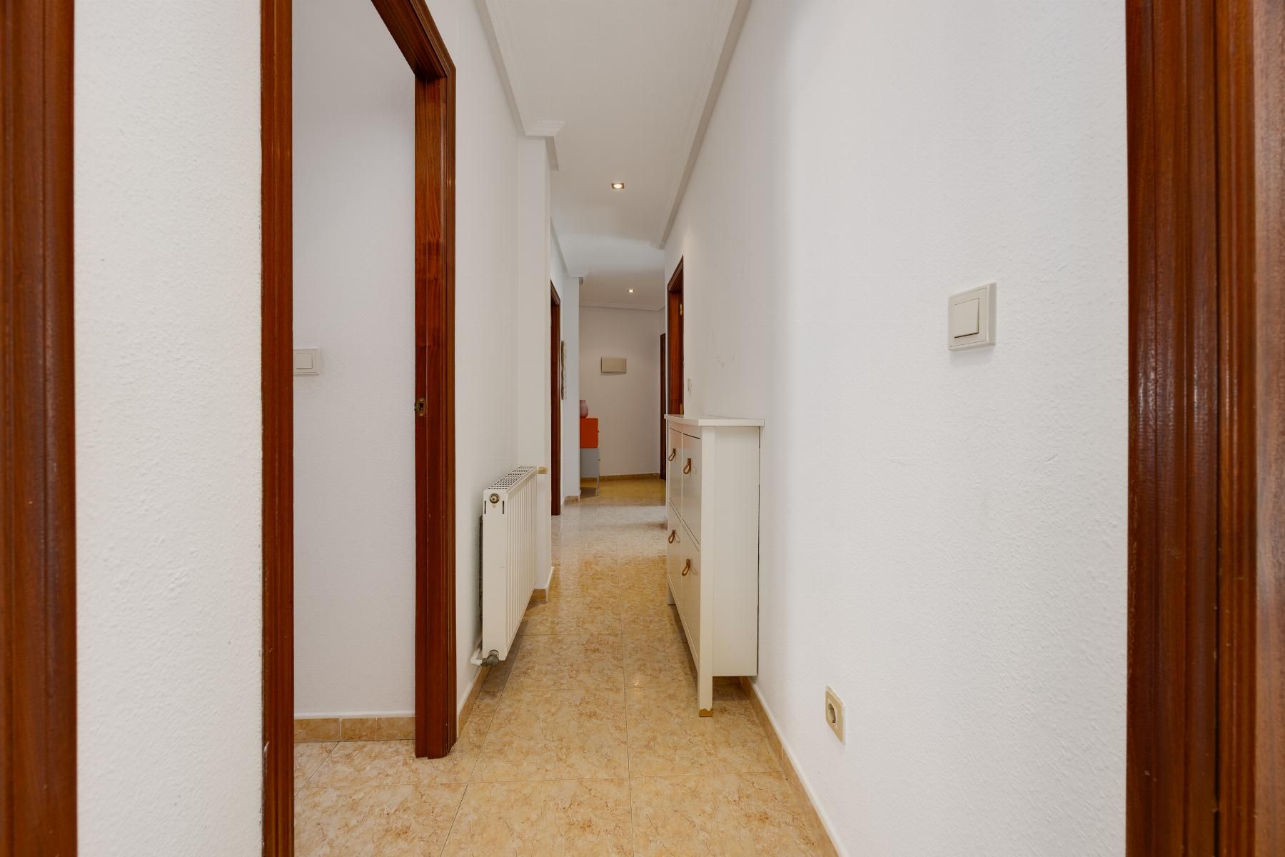Apartment in San Miguel de Salinas, Alicante, Spain 112 sq.m. No. 195175
