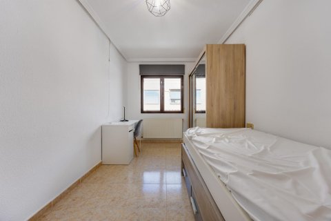 Apartment for sale in San Miguel de Salinas, Alicante, Spain 112 sq.m. No. 195175 - photo 17