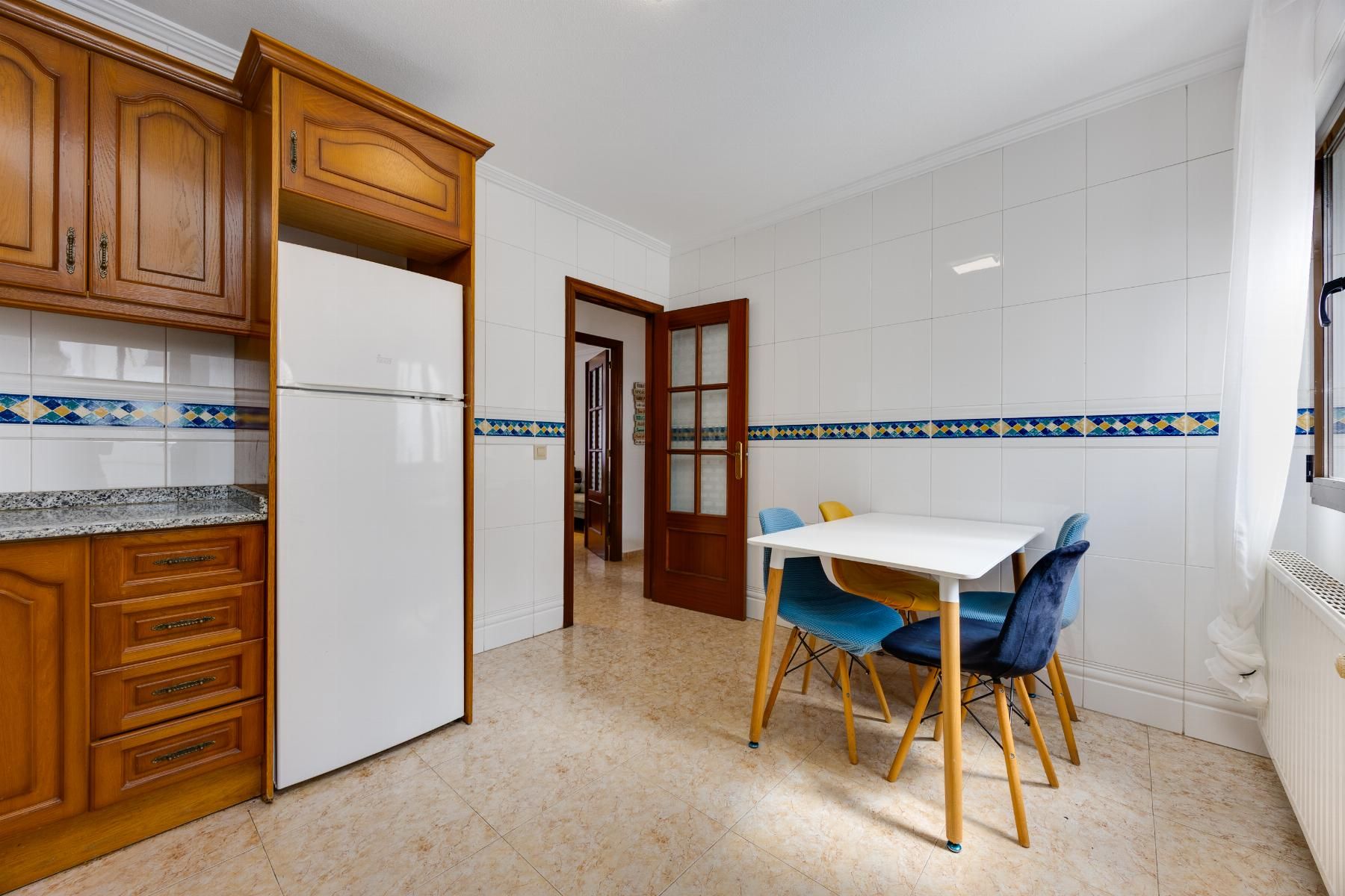 Apartment in San Miguel de Salinas, Alicante, Spain 112 sq.m. No. 195175