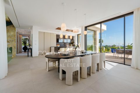 Продажа виллы в Бенахавис, Малага, Испания 5 спален, 577м2 №157262 - фото 8