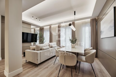 Apartamento en venta en Madrid, España 2 dormitorios, 91 m2 No. 157265 - foto 5