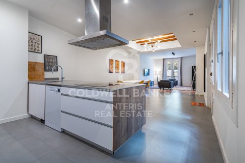 Huoneisto myytävänä Barcelona, Espanja, 3 makuuhuonetta, 141 m2 No. 157264 - kuva 15