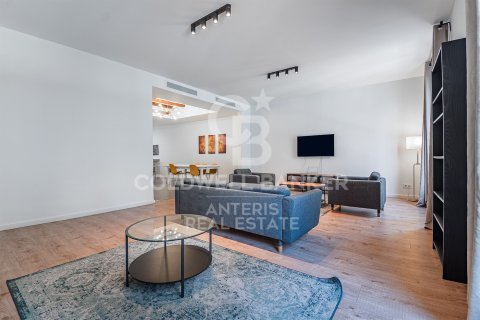 Huoneisto myytävänä Barcelona, Espanja, 3 makuuhuonetta, 141 m2 No. 157264 - kuva 4