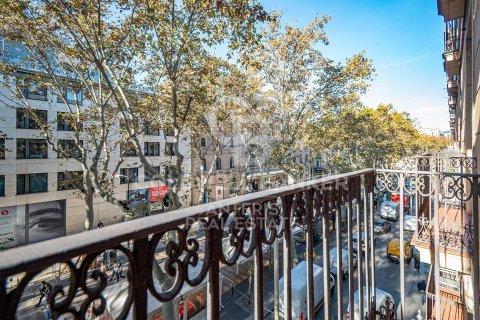 Huoneisto myytävänä Barcelona, Espanja, 3 makuuhuonetta, 141 m2 No. 157264 - kuva 7