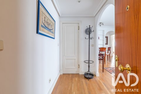 Apartament w Madrid, Hiszpania 2 sypialnie, 63 mkw. nr 195770 – zdjęcie 18
