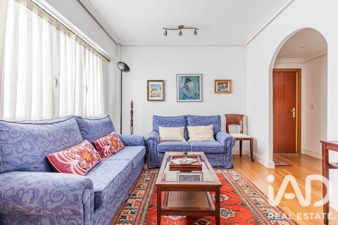 Apartament w Madrid, Hiszpania 2 sypialnie, 63 mkw. nr 195770
