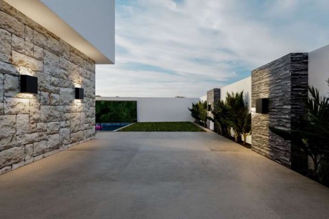 Villa for sale in Orihuela, Alicante, Spain 4 bedrooms, 350 sq.m. No. 175293 - photo 3
