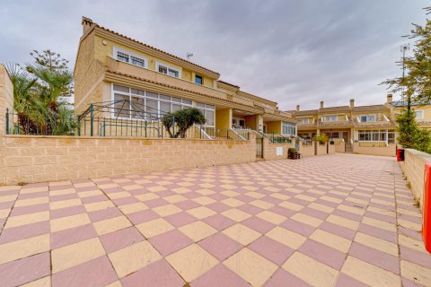 Bungalow for sale Los Altos, Alicante, Spain 5 bedrooms, 350 sq.m. No. 116975 - photo 15
