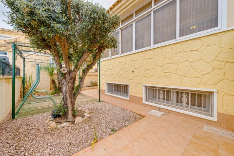 Bungalow for sale Los Altos, Alicante, Spain 5 bedrooms, 350 sq.m. No. 116975 - photo 9