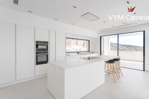 Villa for sale in Torviscas, Tenerife, Spain 4 bedrooms, 202 sq.m. No. 164398 - photo 16