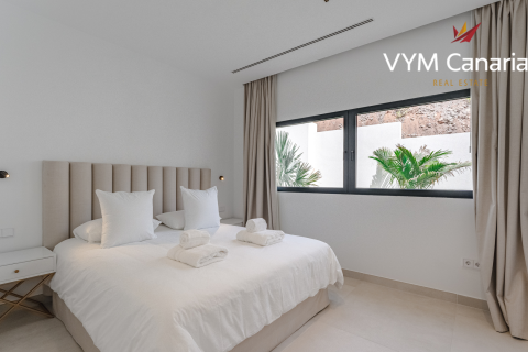 Villa for sale in Torviscas, Tenerife, Spain 4 bedrooms, 202 sq.m. No. 164398 - photo 20