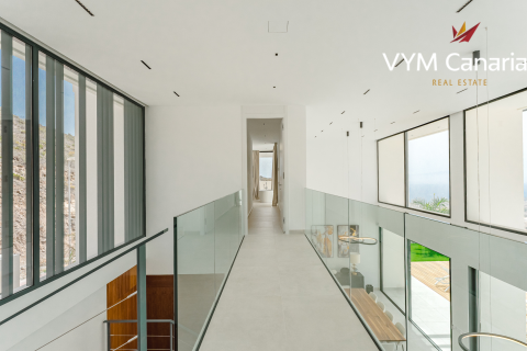 Villa for sale in Torviscas, Tenerife, Spain 4 bedrooms, 202 sq.m. No. 164398 - photo 19