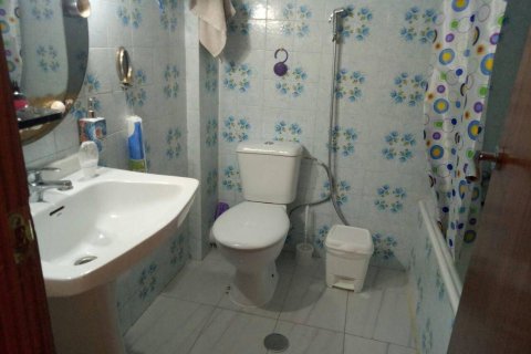 Lägenhet till salu i Alicante, Spanien 2 sovrum, 98 kvm. Nr. 182860 - foto 5