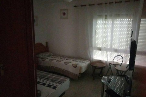 Lägenhet till salu i Alicante, Spanien 2 sovrum, 98 kvm. Nr. 182860 - foto 3