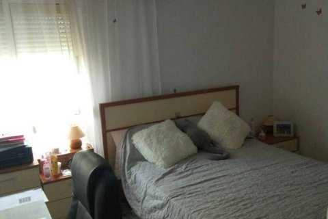 Lägenhet till salu i Alicante, Spanien 2 sovrum, 98 kvm. Nr. 182860 - foto 8