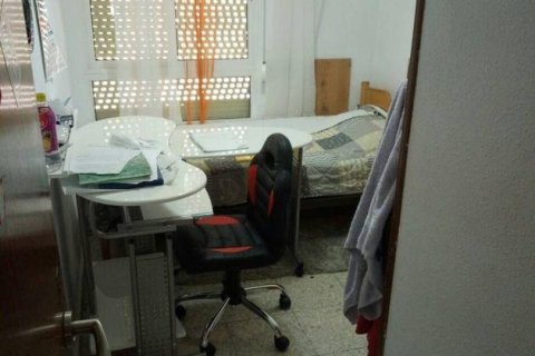 Lägenhet till salu i Alicante, Spanien 2 sovrum, 98 kvm. Nr. 182860 - foto 7