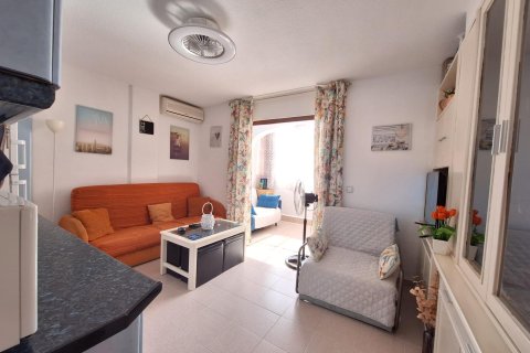 Apartamento en venta en Nueva Torrevieja, Alicante, España 39.99 m2 No. 182856 - foto 9