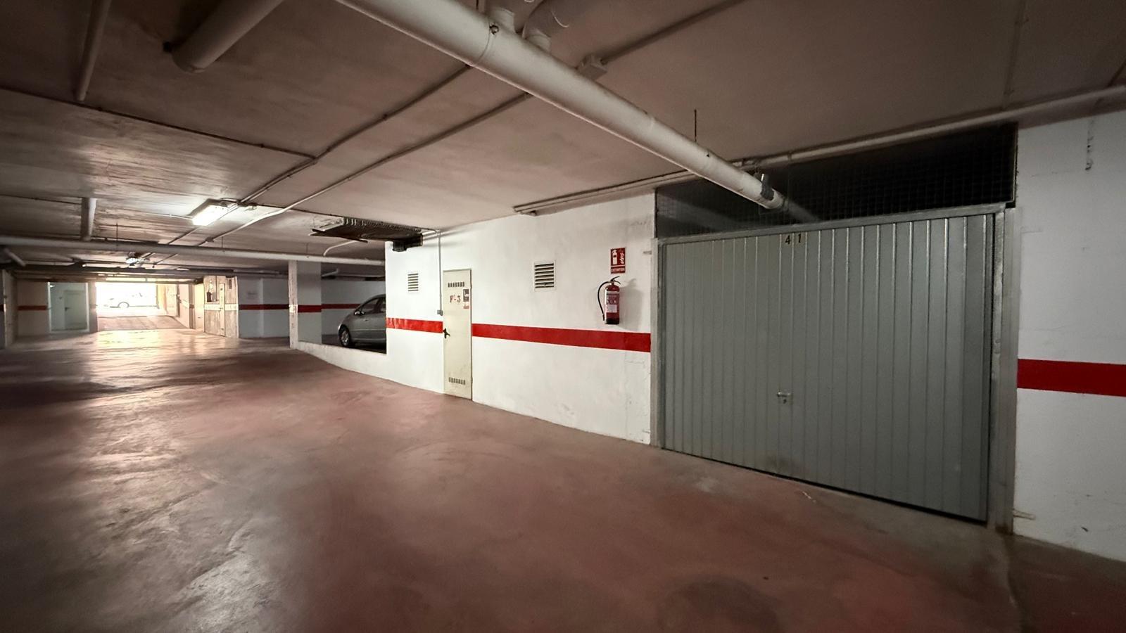 Garage in Torrevieja, Alicante, Spain 24 sq.m. No. 182858
