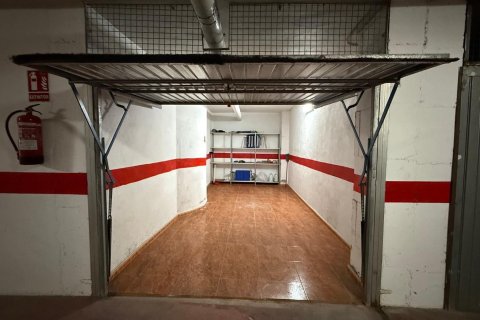 Garage i Torrevieja, Alicante, Spanien 24 kvm. Nr. 182858
