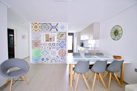 Lägenhet till salu i Torre de la Horadada, Alicante, Spanien 3 sovrum, 81 kvm. Nr. 147040 - foto 8