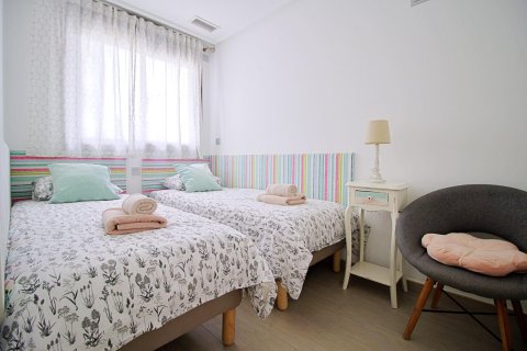 Lägenhet till salu i Torre de la Horadada, Alicante, Spanien 3 sovrum, 81 kvm. Nr. 147040 - foto 14