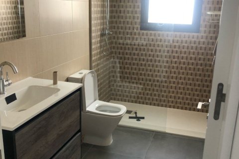 Villa in vendita a Pinoso, Alicante, Spagna 5 camere da letto, 247 mq. N° 147038 - foto 8