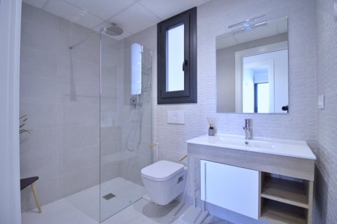 Dzīvoklis pārdošanā Punta Prima, Alicante, Spānijā 2 istabas, 89 m2 Nr. 147039 - attēls 20