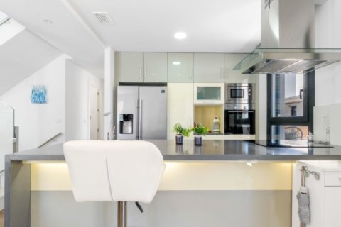 Продажа виллы в Торревьеха, Аликанте, Испания 5 спален, №147041 - фото 10