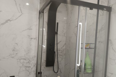 Casa adosada en venta en Alicante, España 2 dormitorios, 98 m2 No. 147037 - foto 10