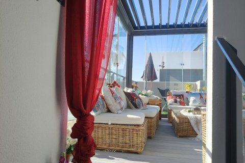 Casa adosada en venta en Alicante, España 2 dormitorios, 98 m2 No. 147037 - foto 2