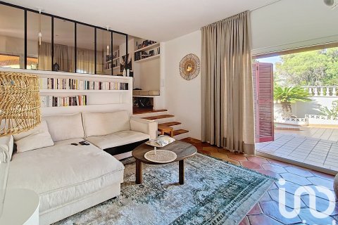 Dom w Badalona, Barcelona, Hiszpania 7 sypialni, 751 mkw. nr 153351 – zdjęcie 6