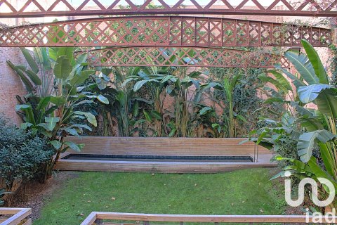 Huoneisto myytävänä Barcelona, Espanja, 2 makuuhuonetta, 81 m2 No. 153357 - kuva 2