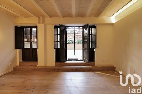 Huoneisto myytävänä Barcelona, Espanja, 2 makuuhuonetta, 81 m2 No. 153357 - kuva 6