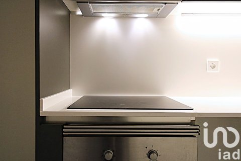 Huoneisto myytävänä Barcelona, Espanja, 2 makuuhuonetta, 81 m2 No. 153357 - kuva 11