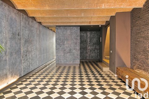 Huoneisto myytävänä Barcelona, Espanja, 2 makuuhuonetta, 81 m2 No. 153357 - kuva 4