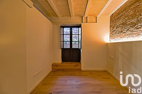 Huoneisto myytävänä Barcelona, Espanja, 2 makuuhuonetta, 81 m2 No. 153357 - kuva 12