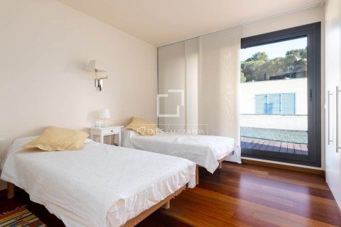 Huvila myytävänä Vallromanes, Barcelona, Espanja, 5 makuuhuonetta, 424 m2 No. 161436 - kuva 17