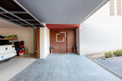 Huvila myytävänä Vallromanes, Barcelona, Espanja, 5 makuuhuonetta, 424 m2 No. 161436 - kuva 5