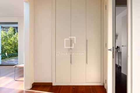 Huvila myytävänä Vallromanes, Barcelona, Espanja, 5 makuuhuonetta, 424 m2 No. 161436 - kuva 25