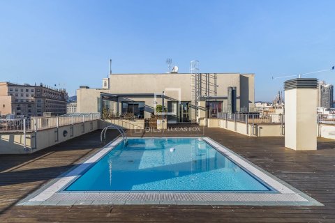 Lägenhet till salu i Barcelona, Spanien 2 sovrum, 144 kvm. Nr. 161438 - foto 3