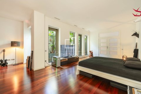 Lägenhet till salu i Barcelona, Spanien 2 sovrum, 144 kvm. Nr. 161438 - foto 24